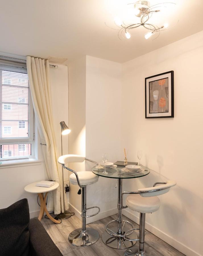 Modern Apartment, In The Heart Of Glasgow Exterior foto